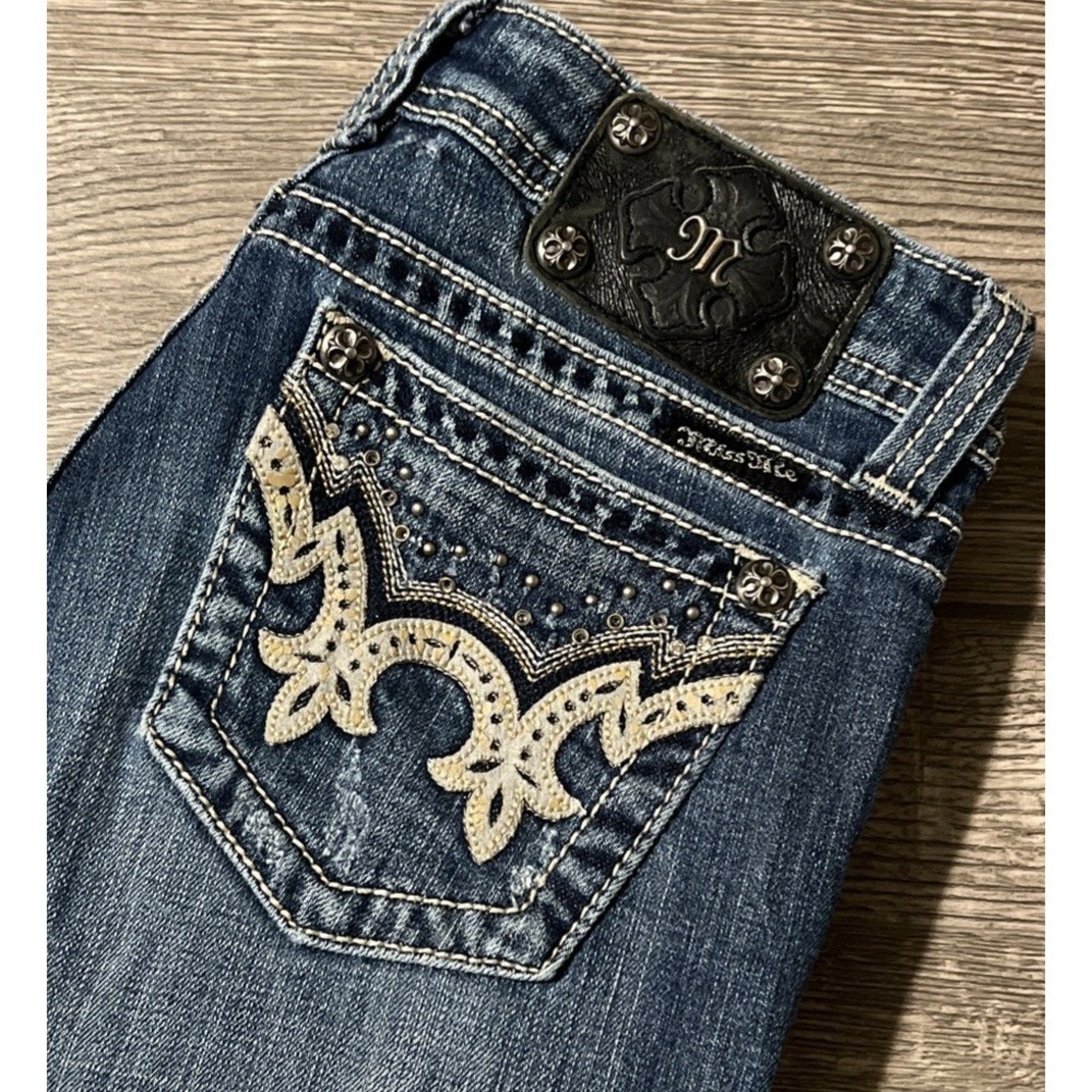 Miss Me Boot Stretch Embroidered Studded Low Rise Dark Wash Jeans Sz 27 (29x34)